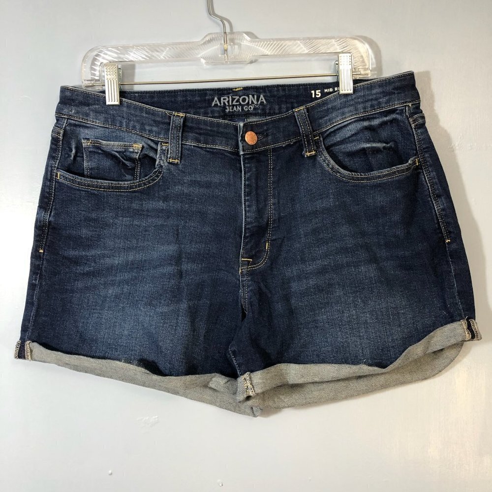 🌷Arizona Jean Co. Mid-Rise Blue Jean Shorts